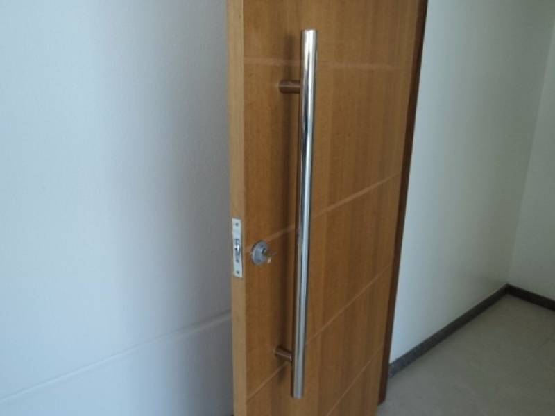 Onde Encontrar Puxador de Porta Inox Escovado Butantã - Puxador de Porta Aço Inox 60cm